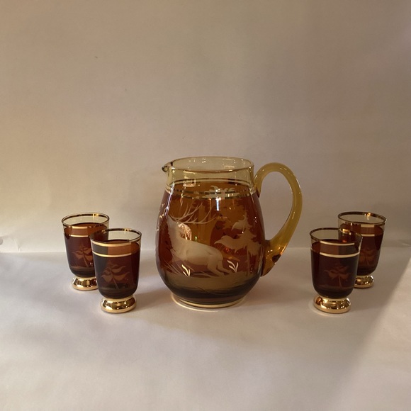 Other - Vintage bourbon pitcher and 4 sippers